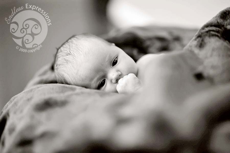 newborn-7-bw-blog